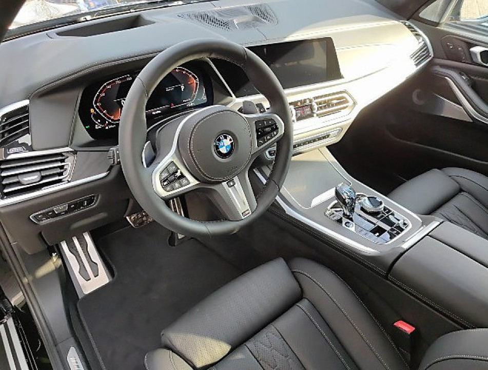BMW X7 xDrive 40d - foto 8