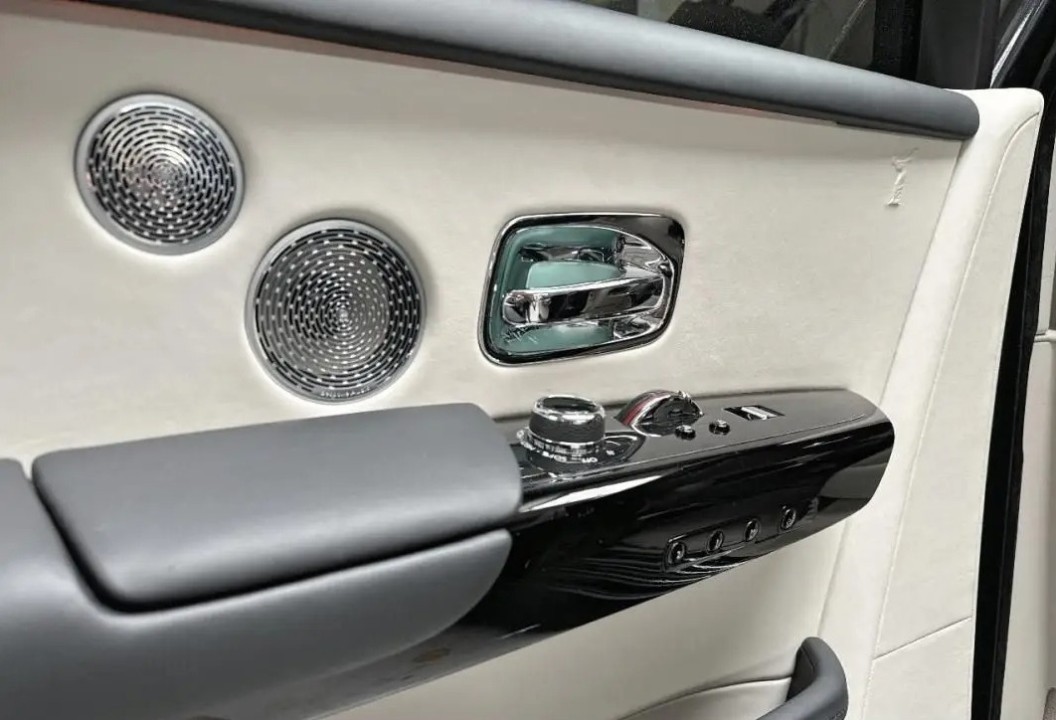 Rolls-Royce Phantom - foto 17