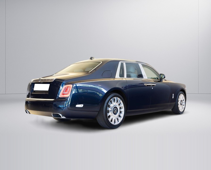 Rolls-Royce Phantom (4)