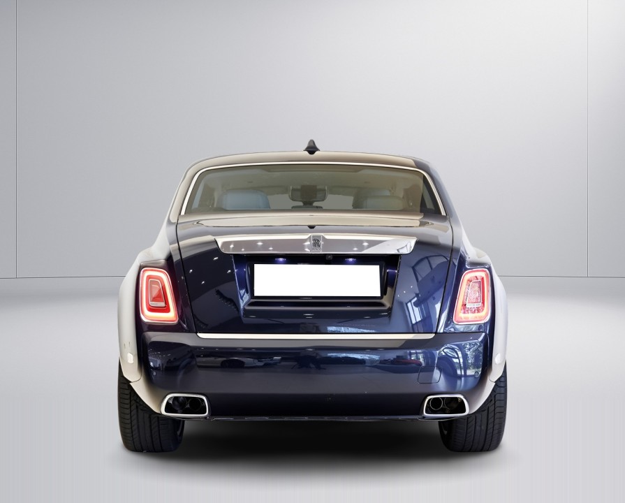Rolls-Royce Phantom (5)