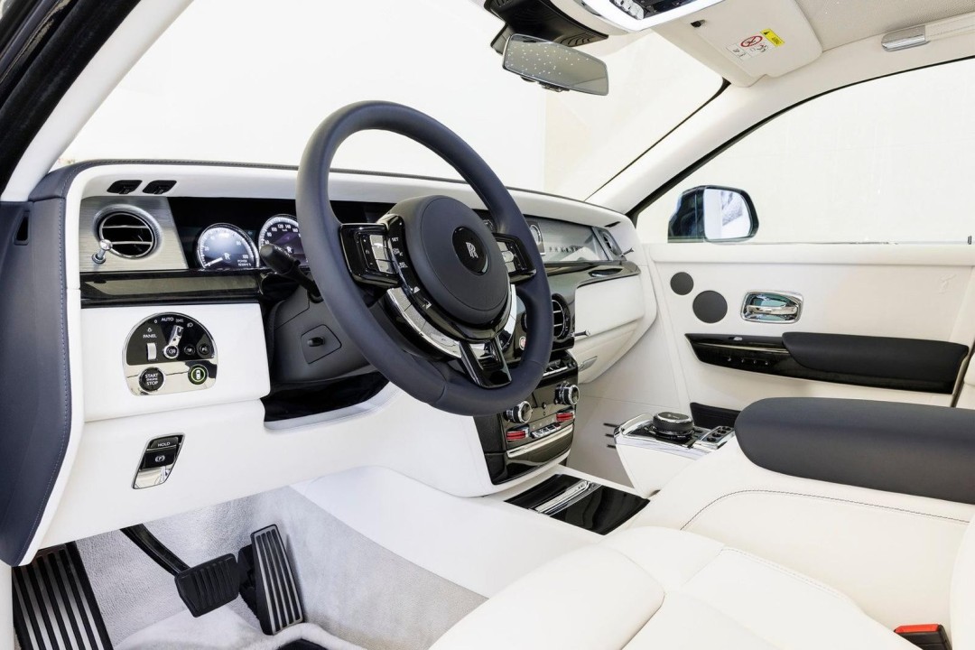 Rolls-Royce Phantom - foto 16