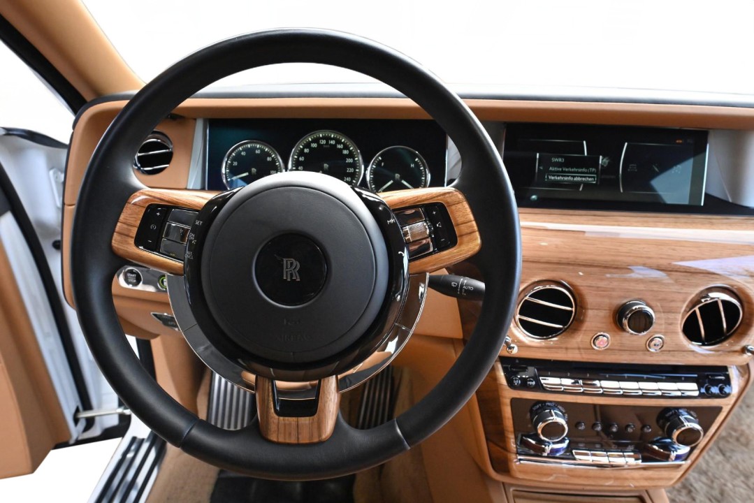 Rolls-Royce Phantom - foto 26