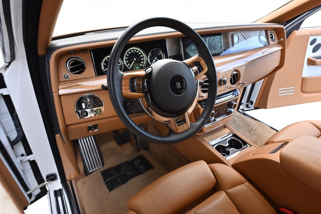 Rolls-Royce Phantom - foto 25