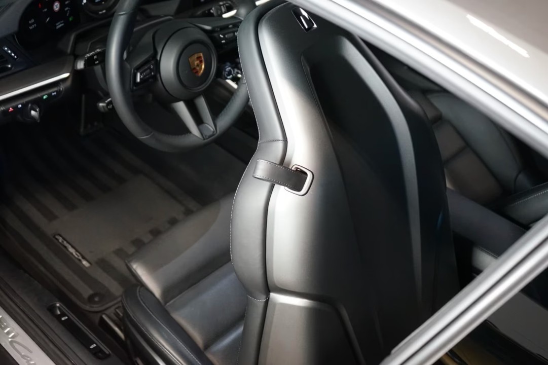 Porsche 911 - foto 12