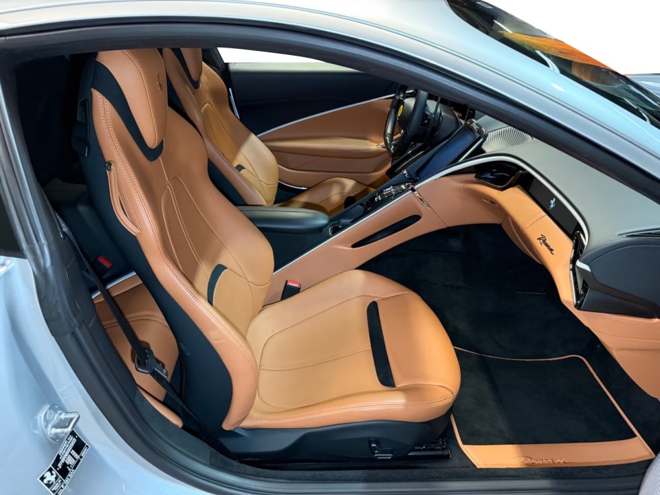 Ferrari Roma - foto 14