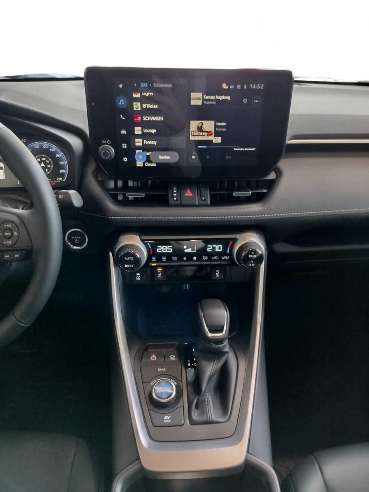 Toyota RAV4 - foto 12