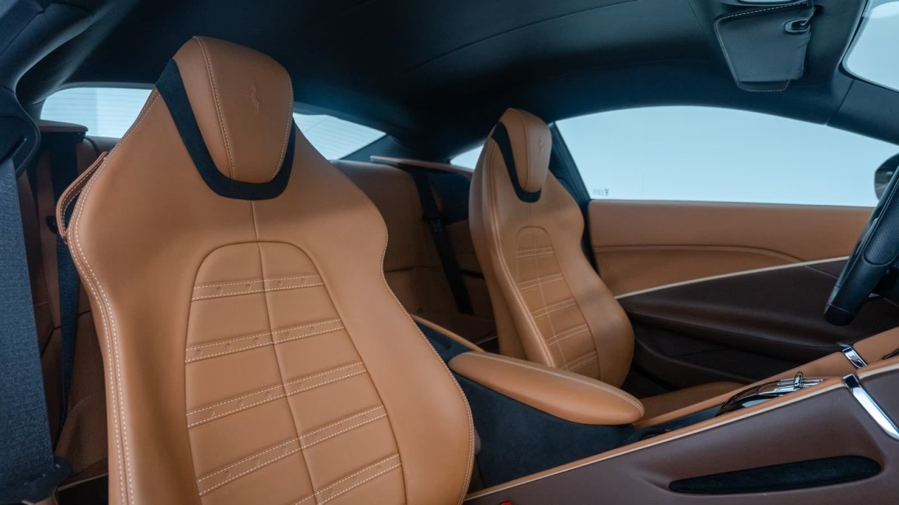 Ferrari Roma - foto 15