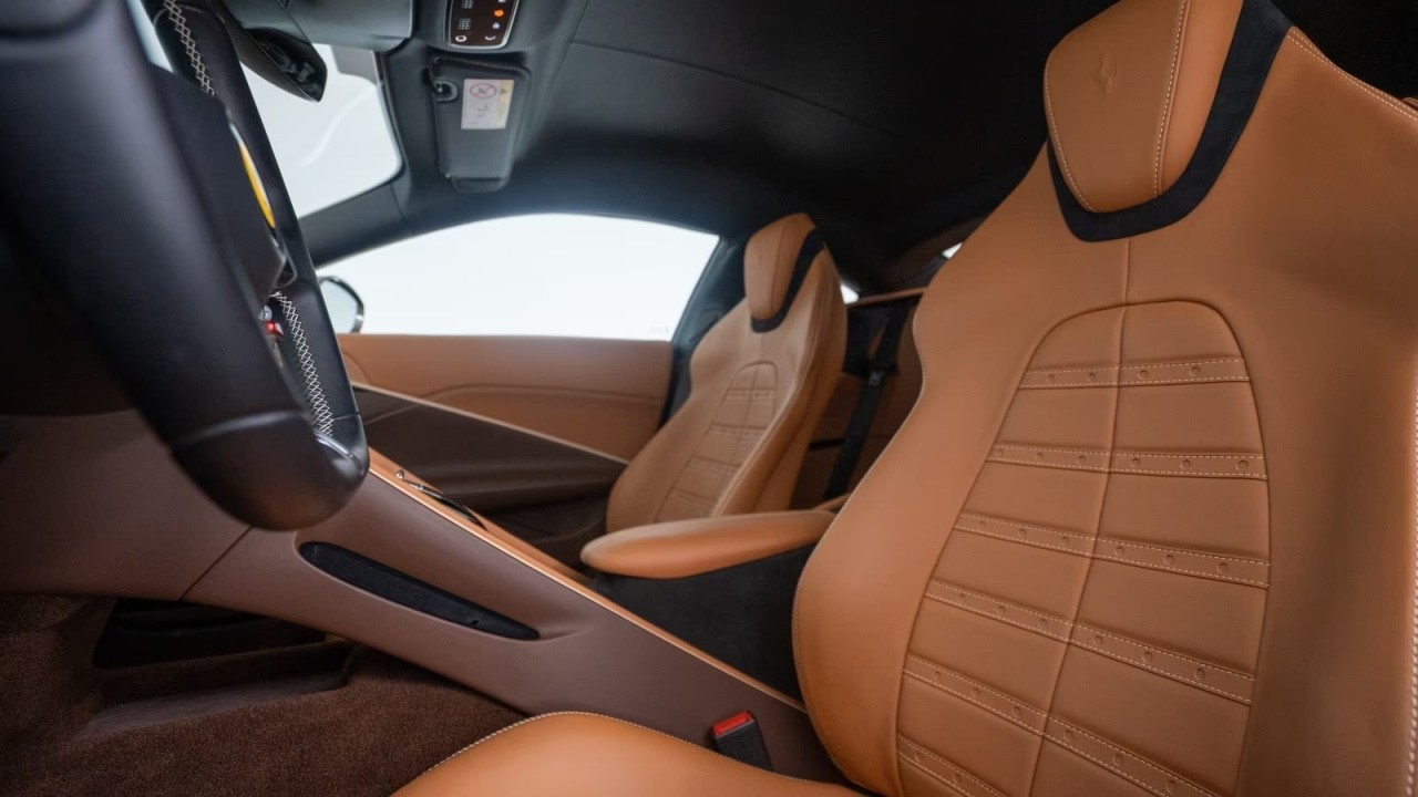 Ferrari Roma - foto 16