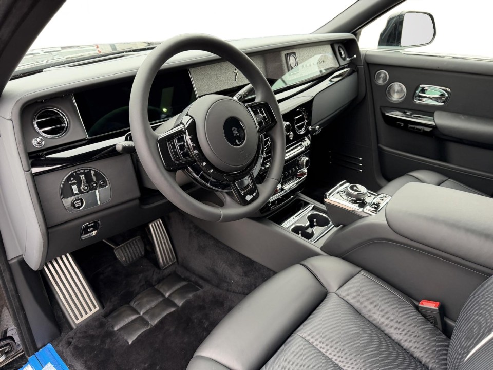 Rolls-Royce Phantom SWB - foto 9