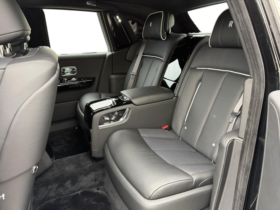 Rolls-Royce Phantom SWB - foto 8
