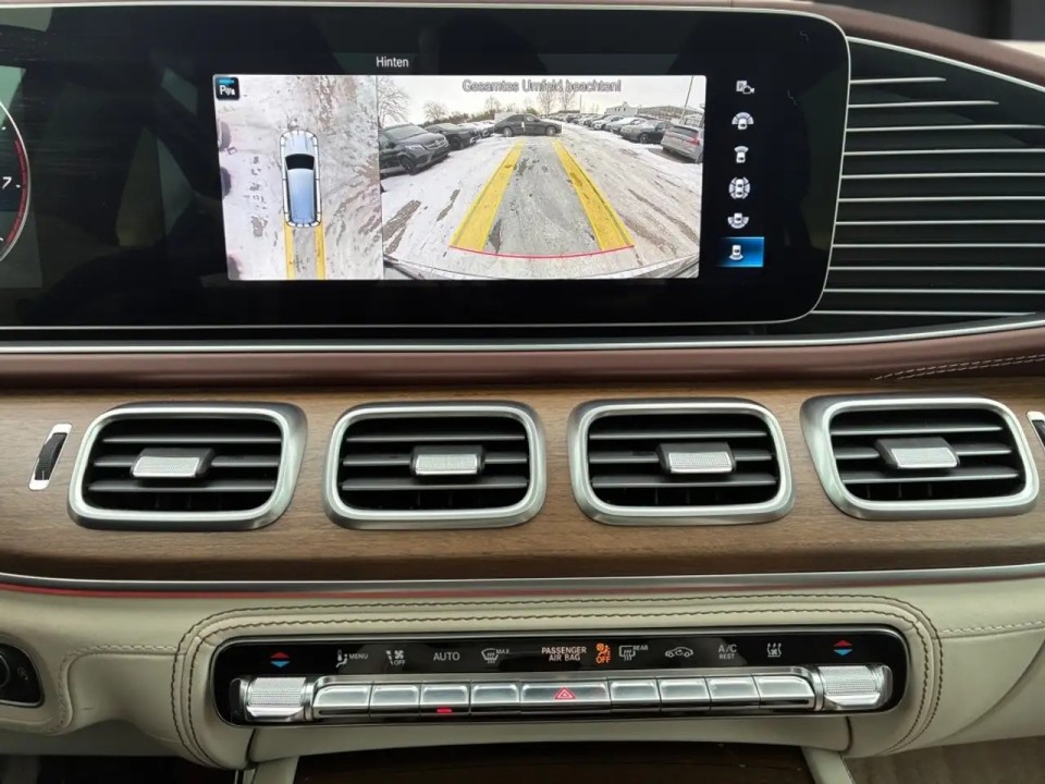 Mercedes-Benz GLS Maybach 600 - foto 7