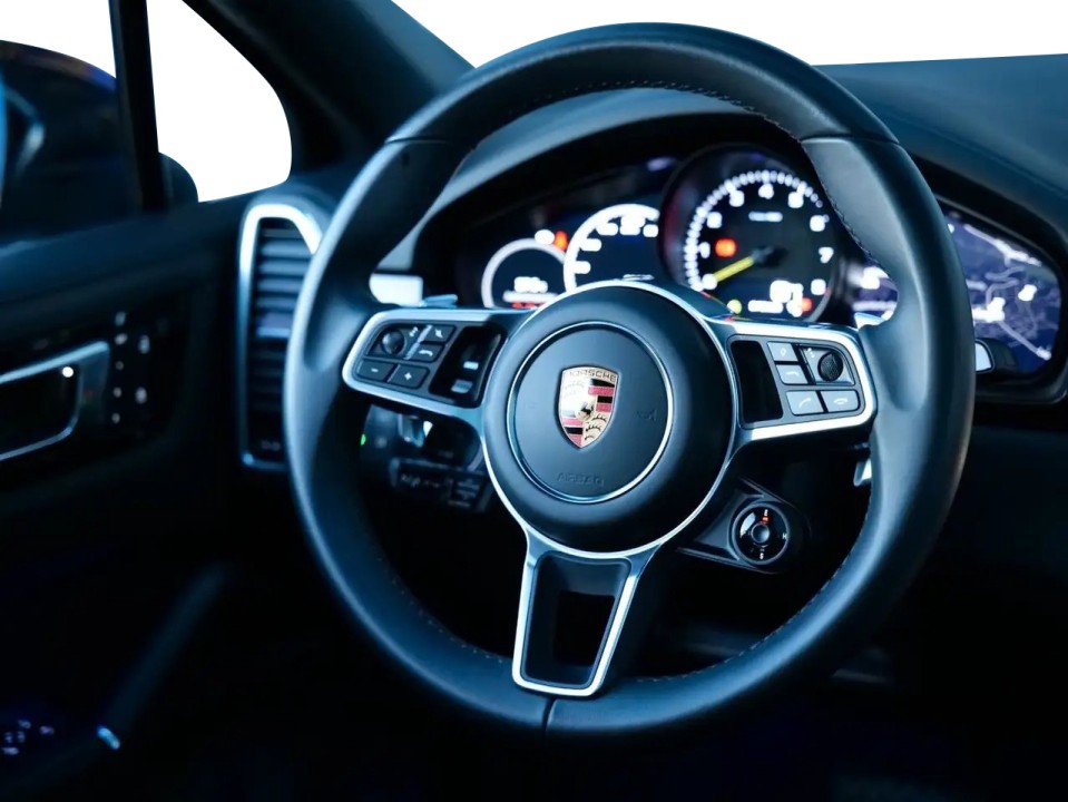 Porsche Cayenne Coupe E-Hybrid Platinum Edition - foto 10