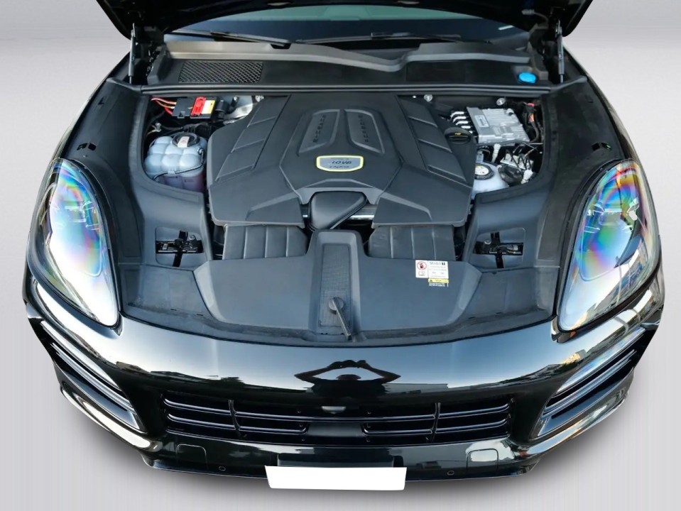 Porsche Cayenne Coupe E-Hybrid Platinum Edition - foto 33