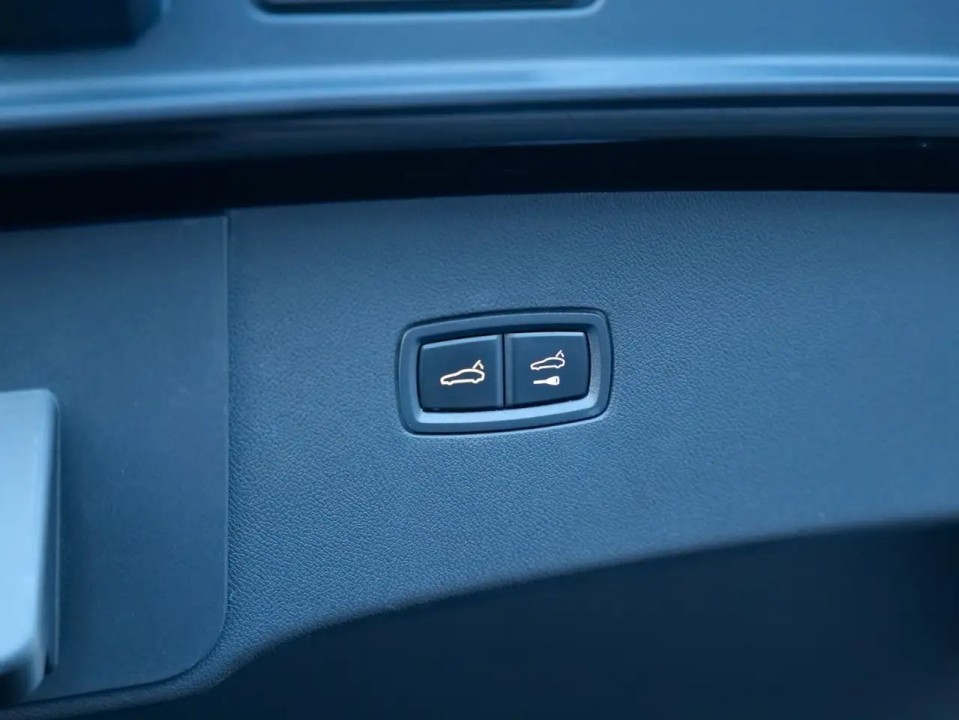 Porsche Cayenne Coupe E-Hybrid Platinum Edition - foto 31