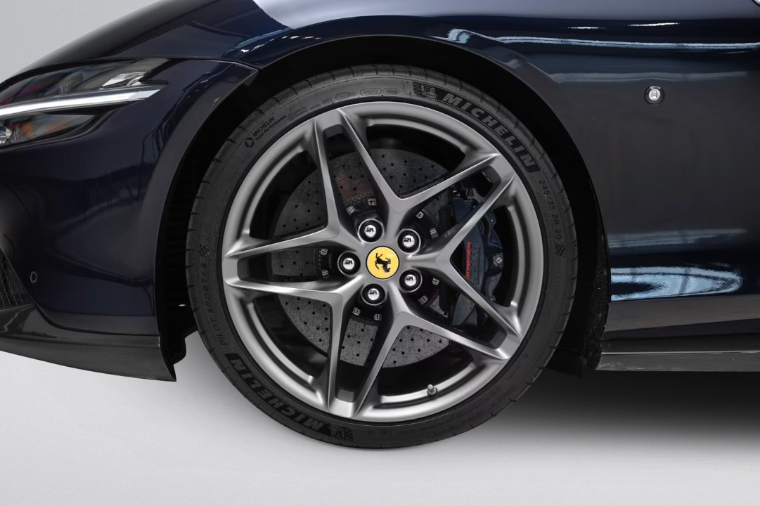 Ferrari Roma - foto 22