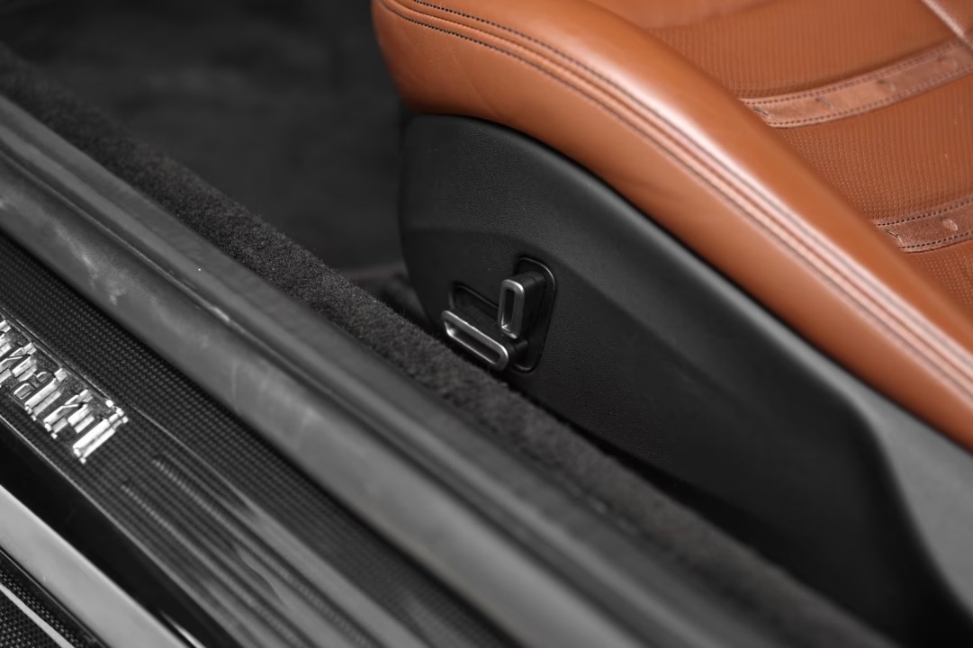 Ferrari Roma - foto 16