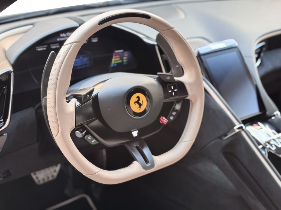 Ferrari Roma - foto 9