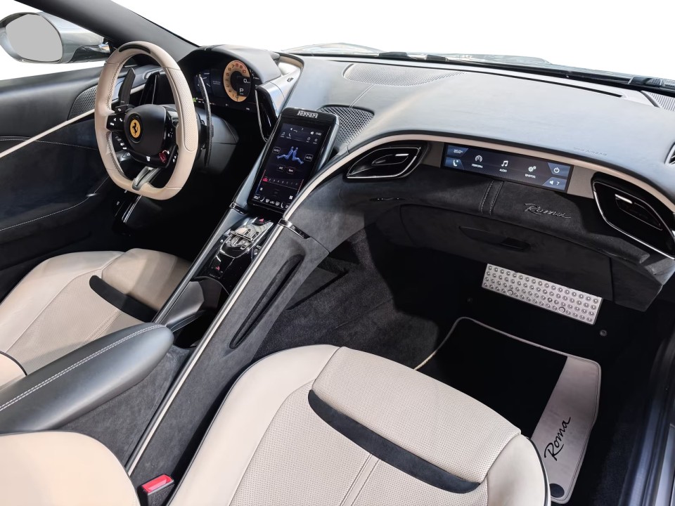 Ferrari Roma - foto 11