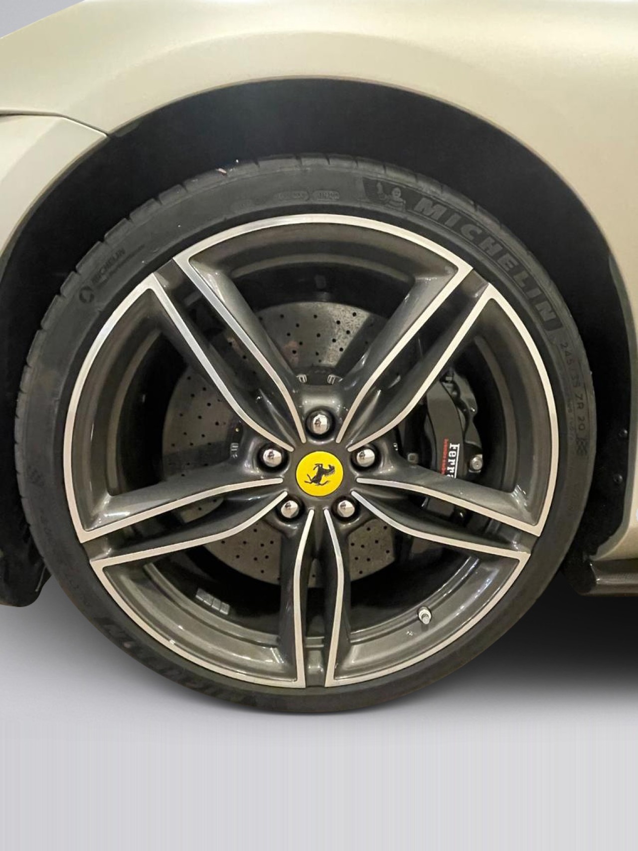 Ferrari Roma - foto 21