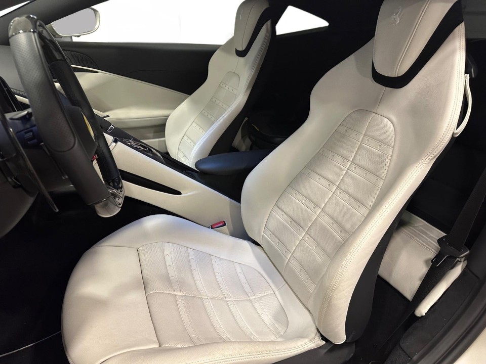 Ferrari Roma - foto 13