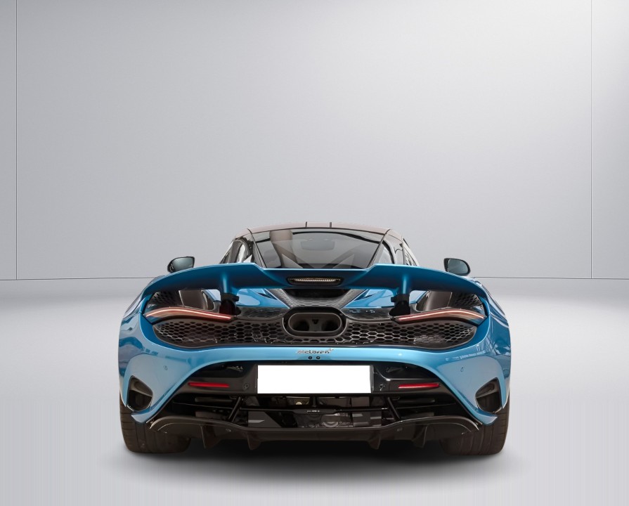 McLaren 750S Coupe (4)