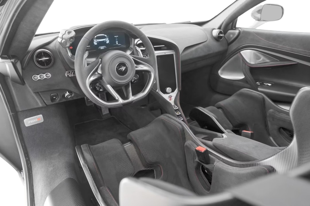 McLaren 750S Coupe - foto 10