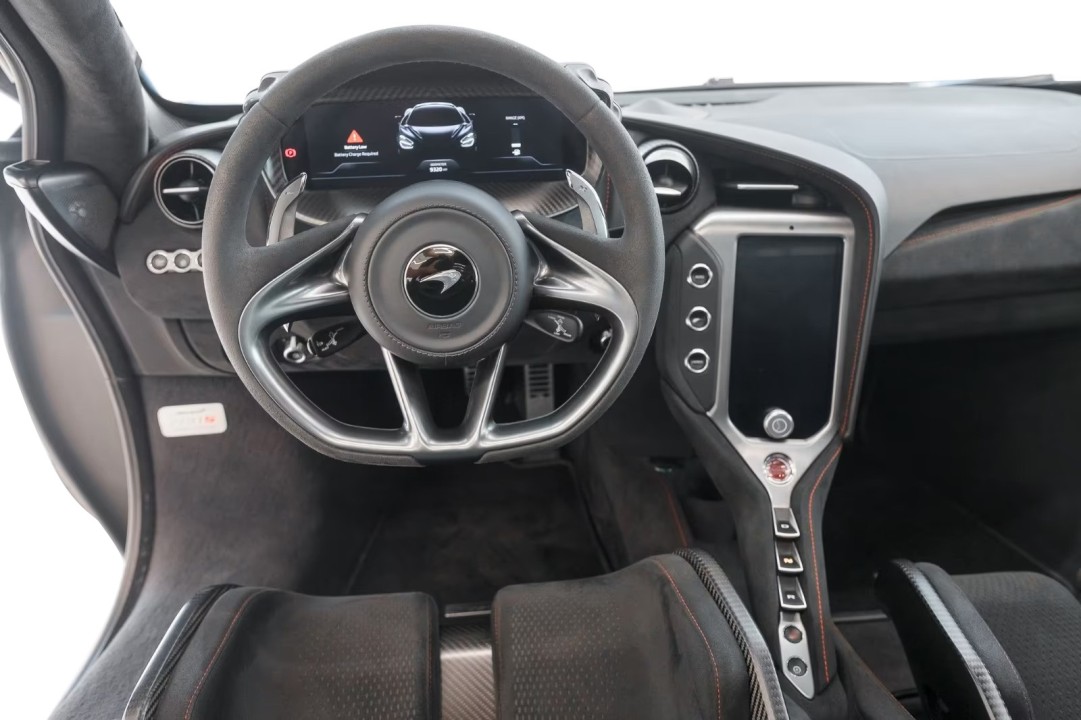 McLaren 750S Coupe - foto 9