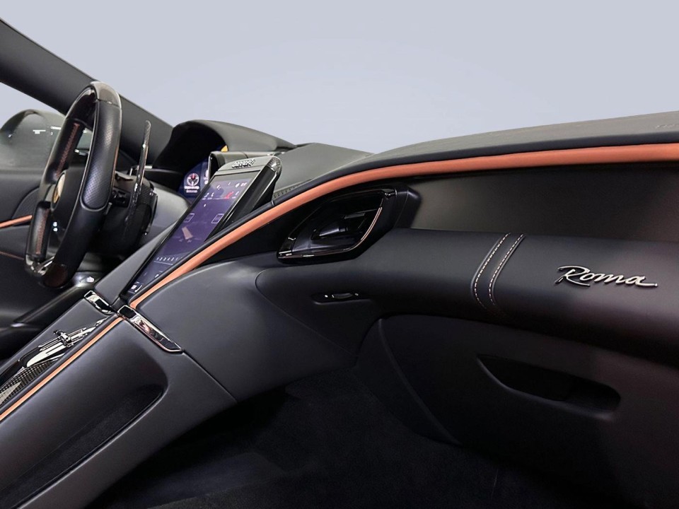 Ferrari Roma - foto 9