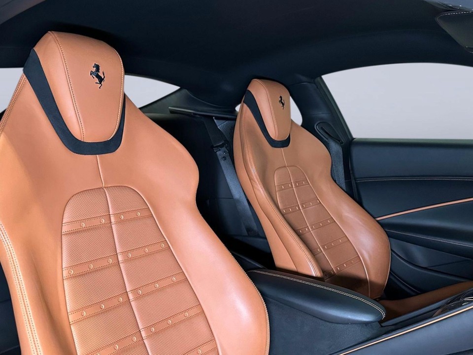 Ferrari Roma - foto 7