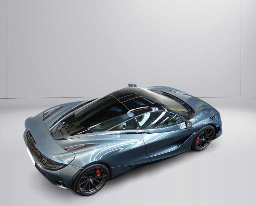 McLaren 750S Coupe (4)