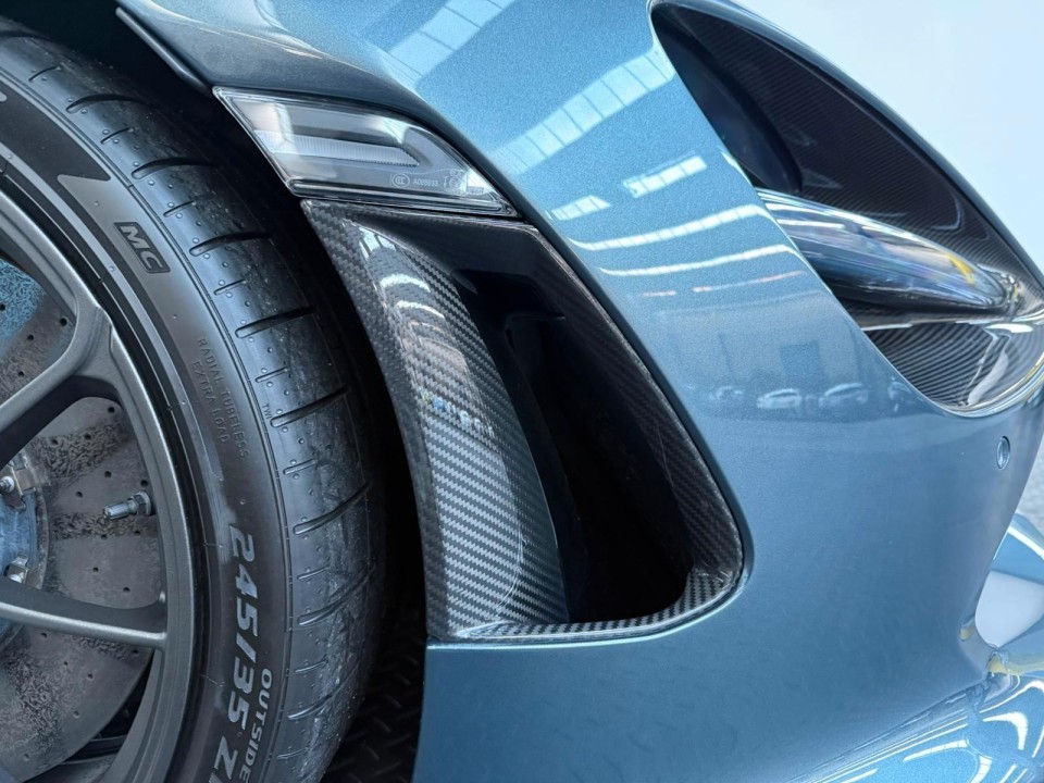 McLaren 750S Coupe - foto 32