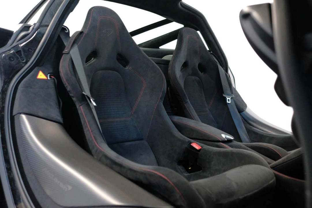 McLaren 750S Coupe - foto 11