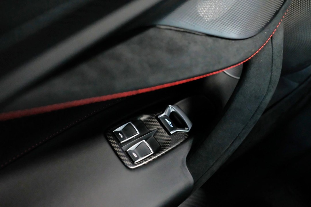 McLaren 750S Coupe - foto 20