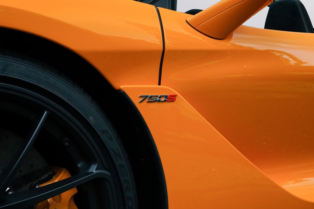 McLaren 750S Spider - foto 23