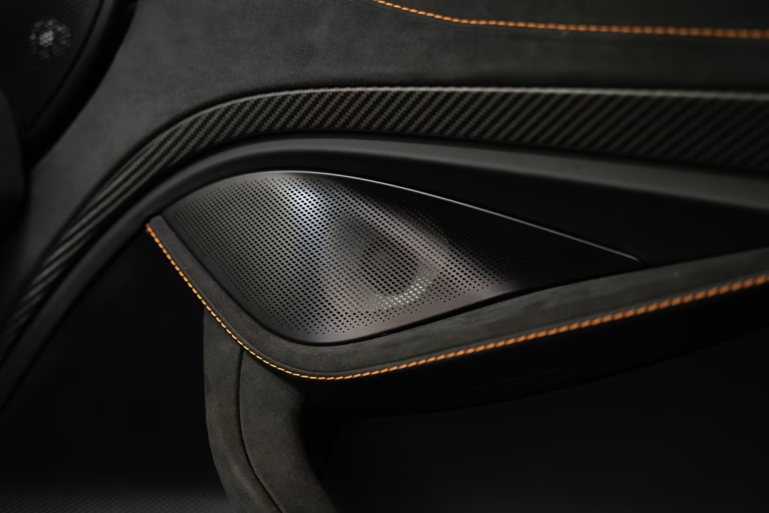 McLaren 750S Coupe - foto 19