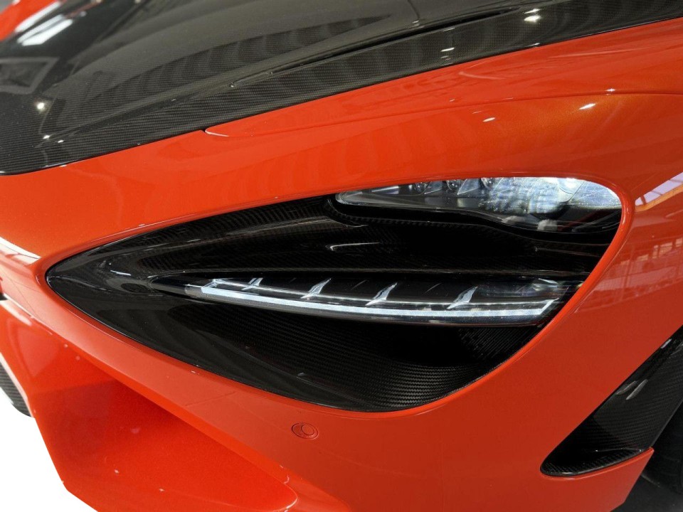 McLaren 750S - foto 18