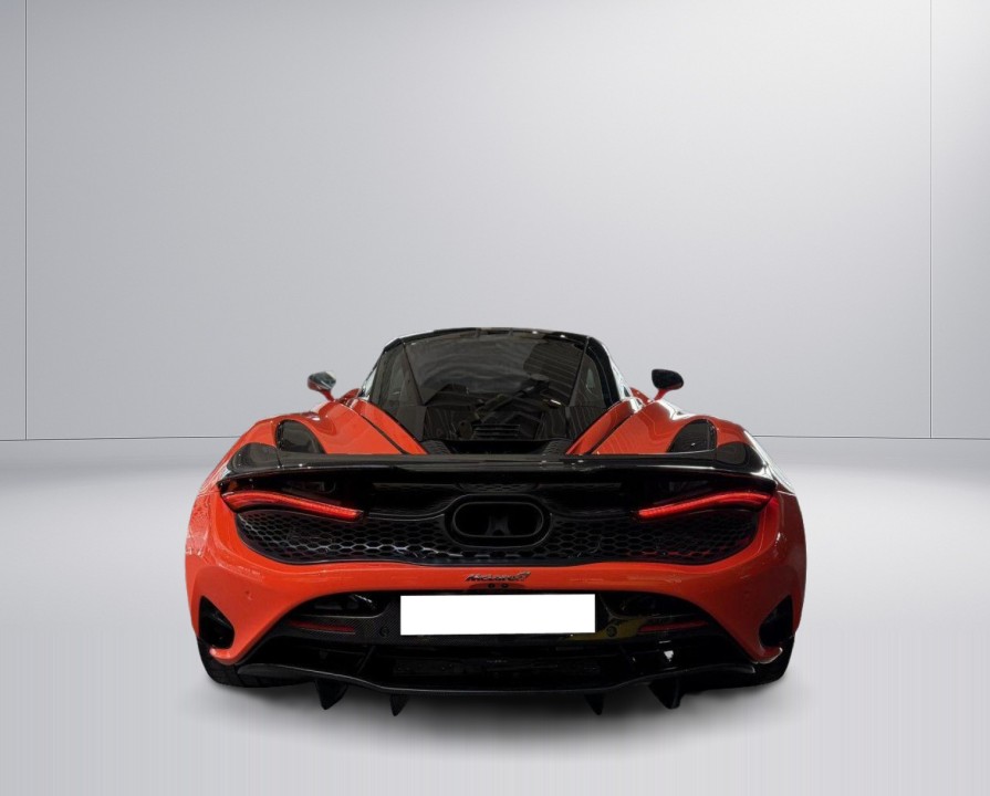 McLaren 750S (4)