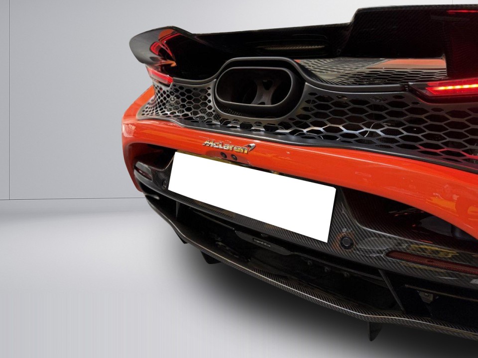 McLaren 750S - foto 19