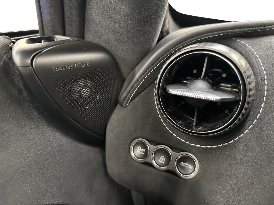 McLaren 750S Spider - foto 8