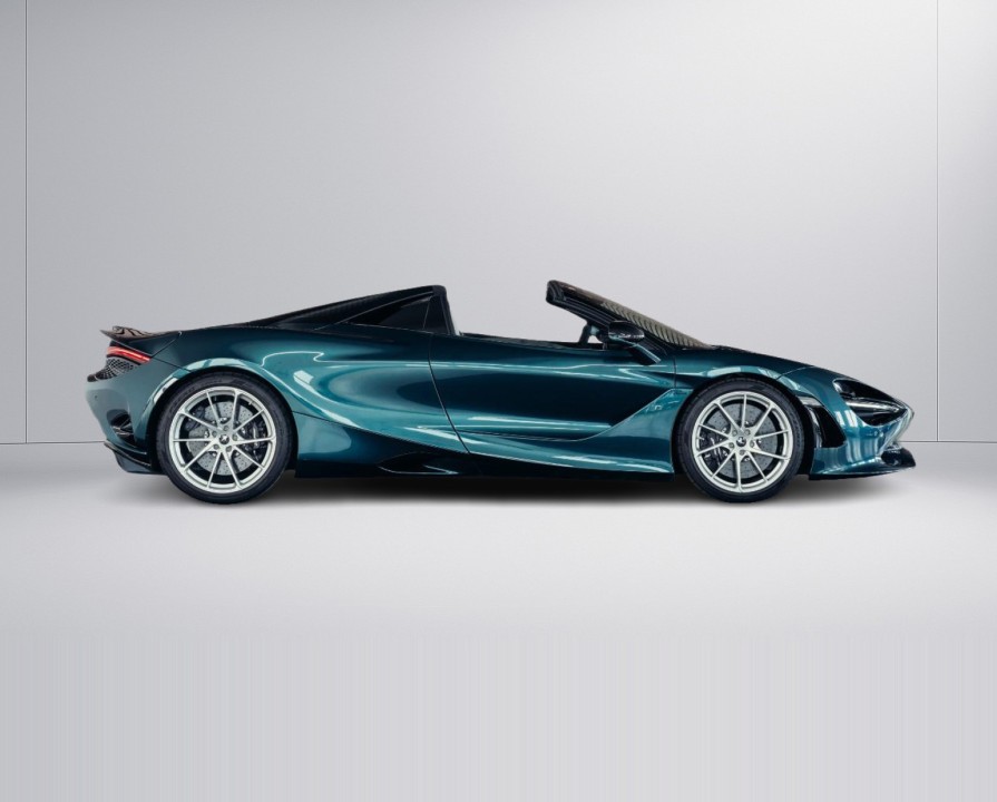 McLaren 750S Spider (2)