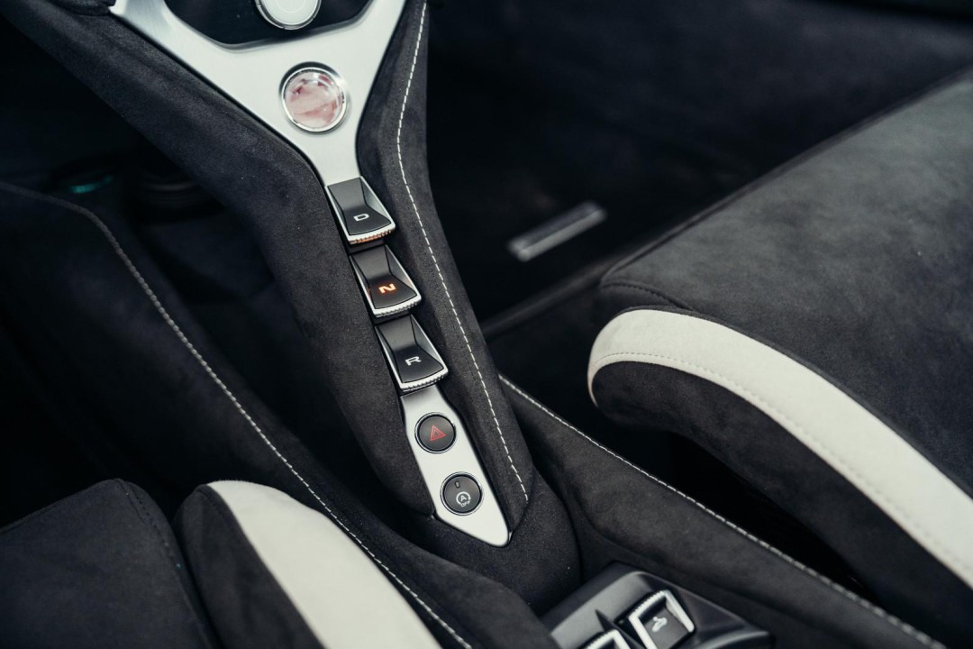 McLaren 750S Spider - foto 17