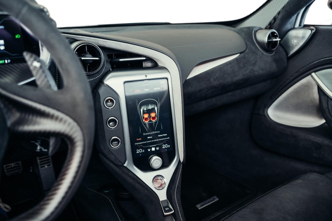 McLaren 750S Spider - foto 15