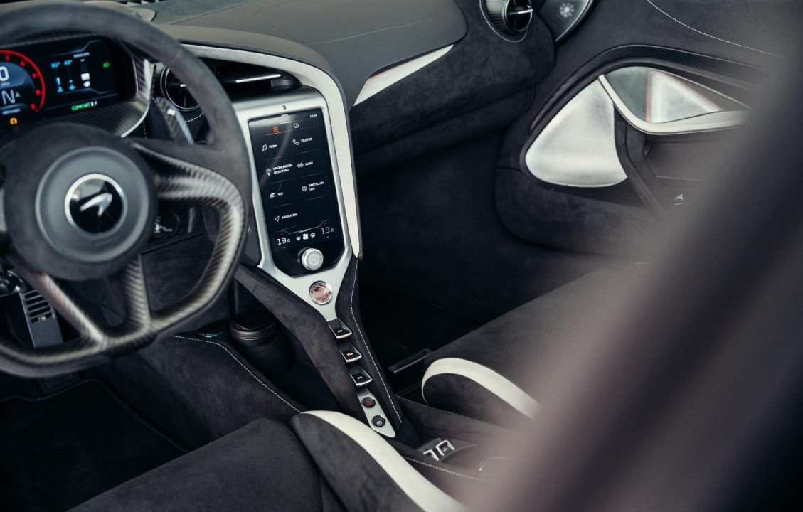 McLaren 750S Spider - foto 14