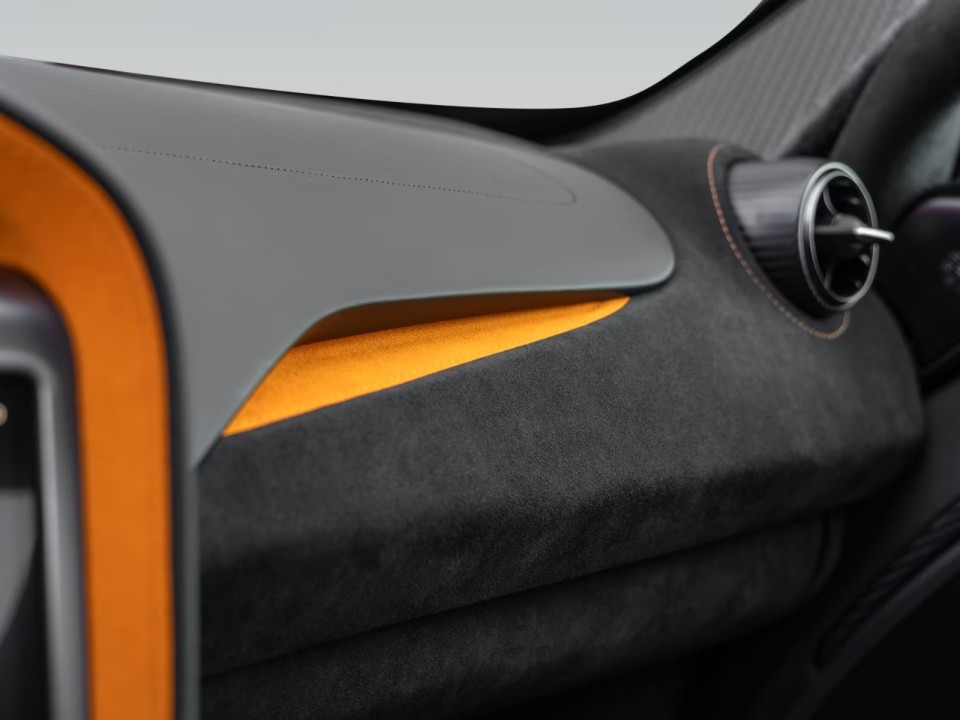 McLaren 750S Coupe - foto 24