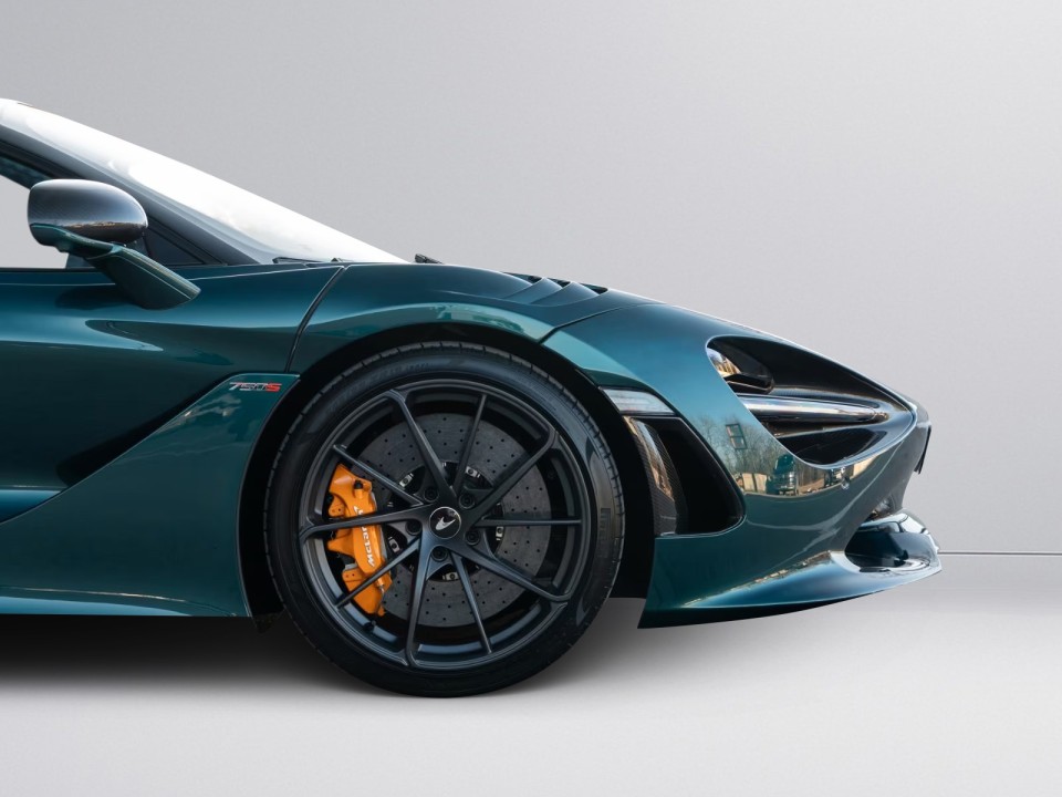 McLaren 750S Coupe - foto 34