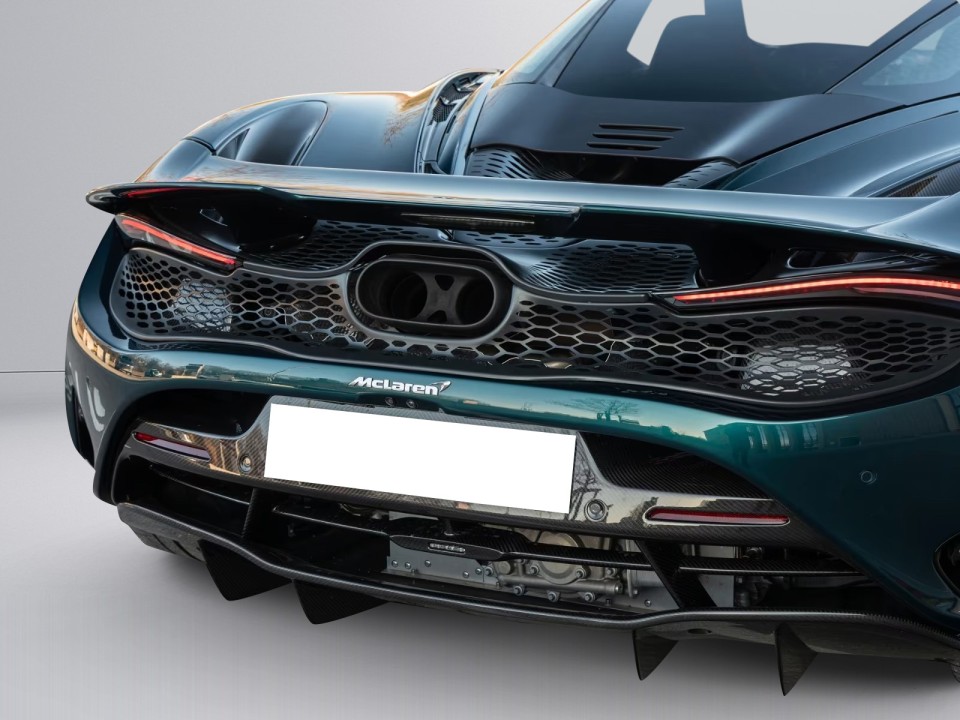 McLaren 750S Coupe - foto 33