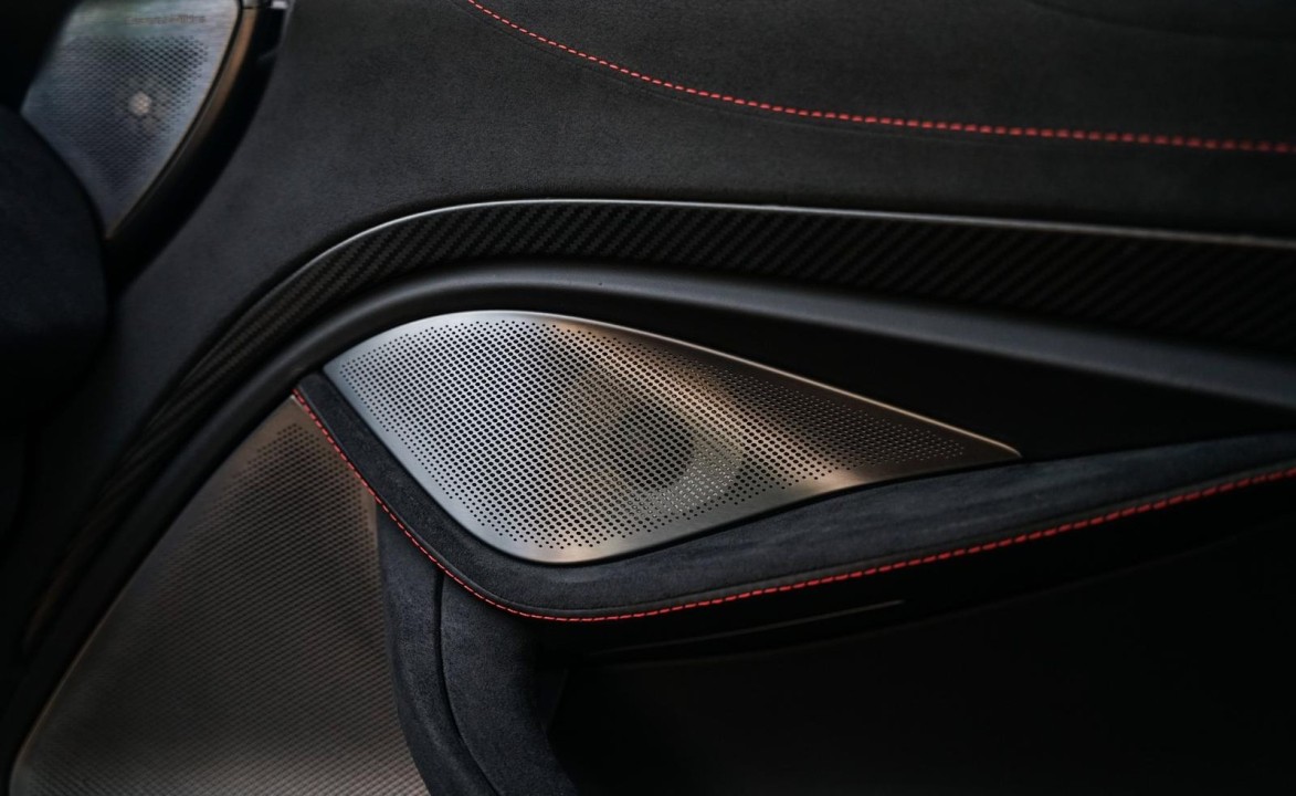 McLaren 750S Coupe - foto 19