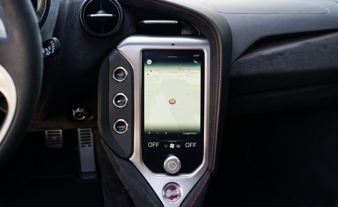 McLaren 750S Coupe - foto 15