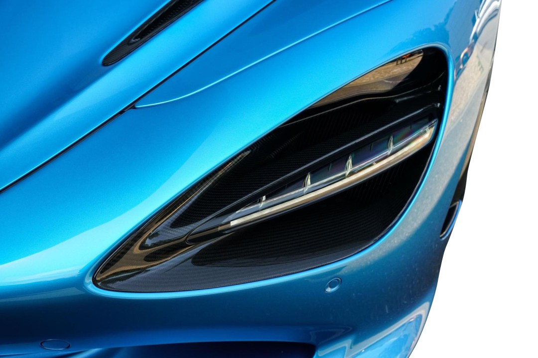 McLaren 750S Coupe - foto 24