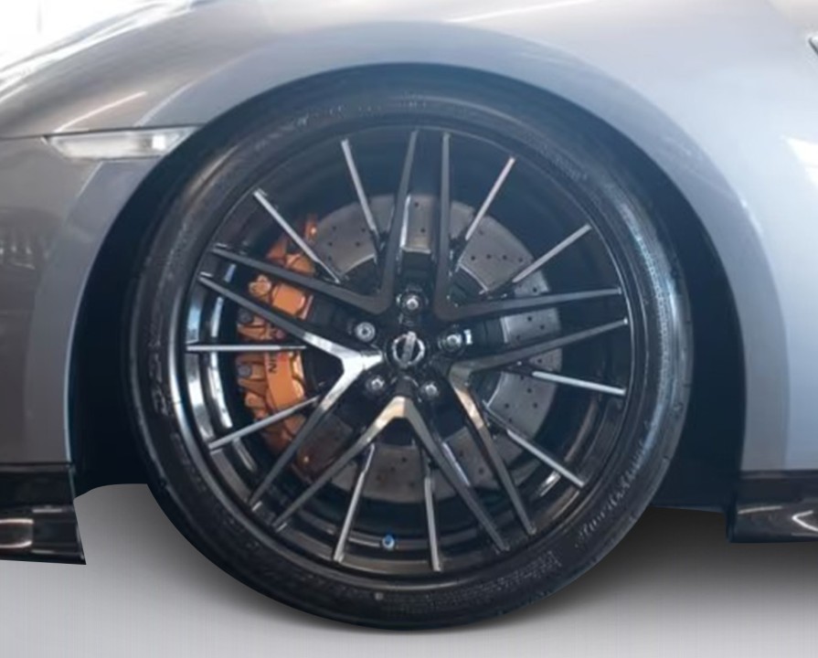 Nissan GT-R - foto 38